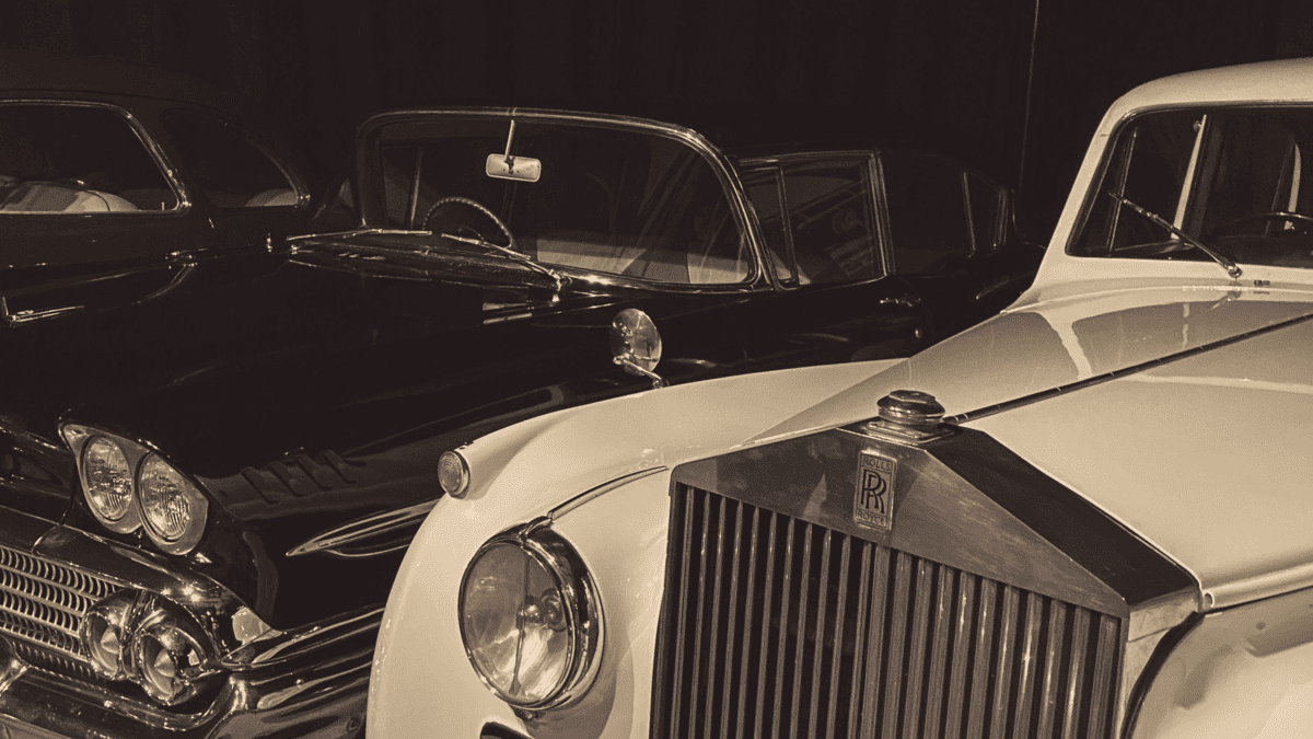 Classic Car Maintenance Guide: Essential Tips for Collector Automobiles